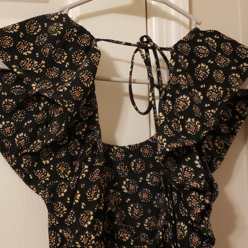 Black Pattern Ruffle Dress - Picture 3 of 4